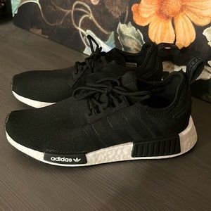 Adidas NMD R1 J Primeblue - black and white - size 6.5 kids unisex